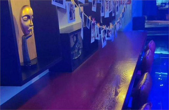 這座音樂餐吧，有一股誘惑靈魂的力量
