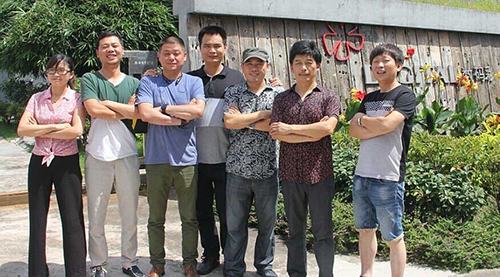 數(shù)碼彩油漆涂料經(jīng)銷商“獨立團”，迷霧中的希望之光